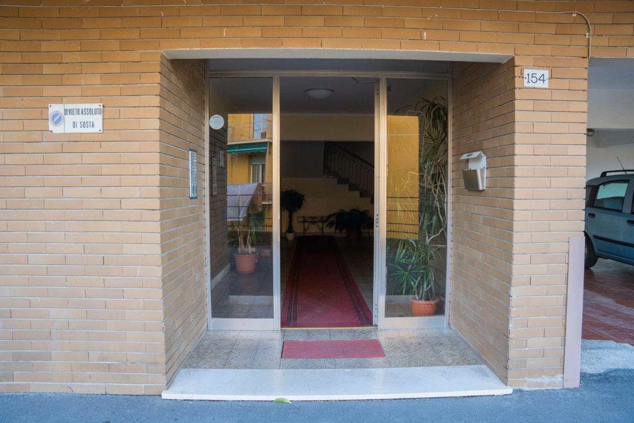 Casa Panorama: Seaview Retreat near Chiavari Center with Free Parking Apartment Exterior photo