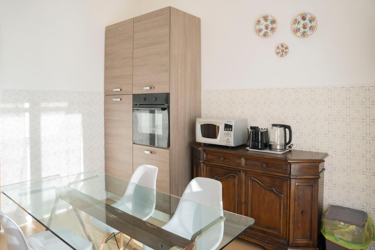 Casa Panorama: Seaview Retreat near Chiavari Center with Free Parking Apartment Exterior photo
