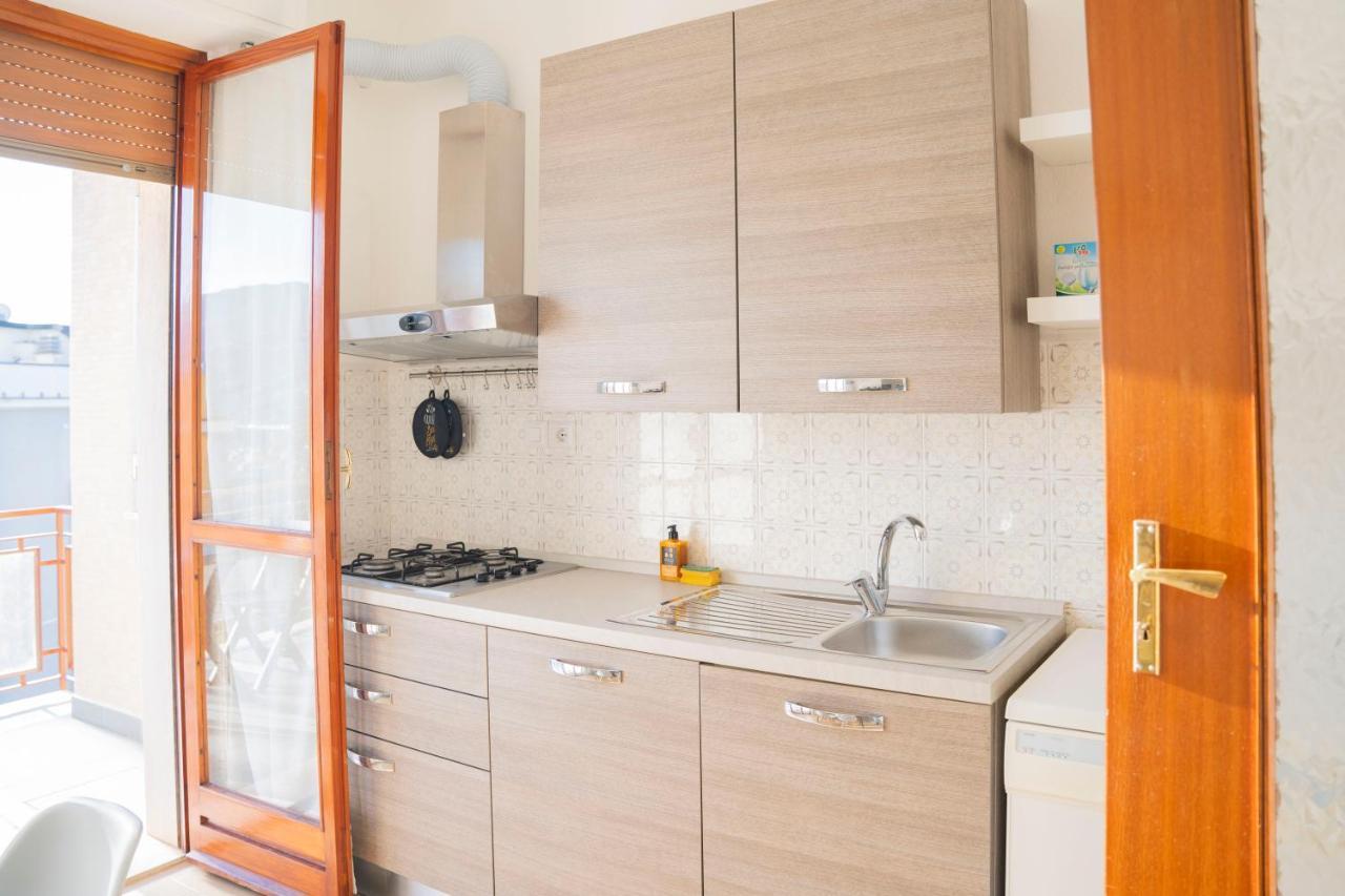 Casa Panorama: Seaview Retreat near Chiavari Center with Free Parking Apartment Exterior photo